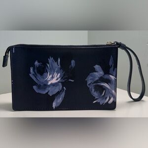 Kate Spade Briar Lane Night Rose Emelyn Blue Floral Wristlet Wallet